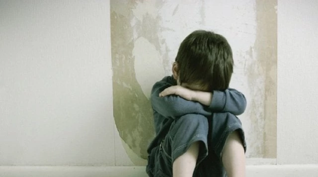 Παρέμβαση εισαγγελέα για 4χρονο αγοράκι που μεγαλώνει παραμελημένο σε σπίτι – τρώγλη σε περιοχή της Μαγνησίας